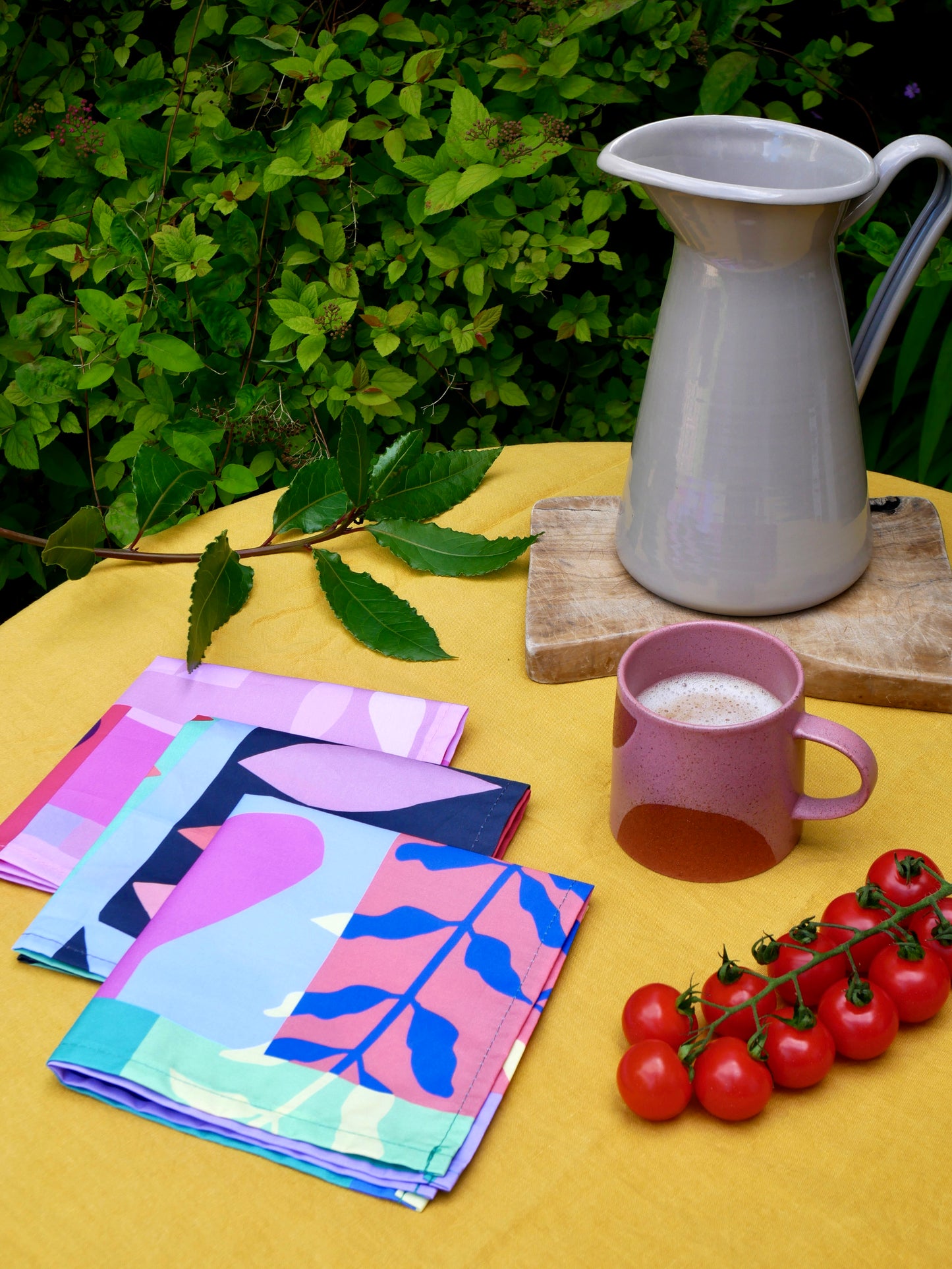 Molly Pocket Square - Glow